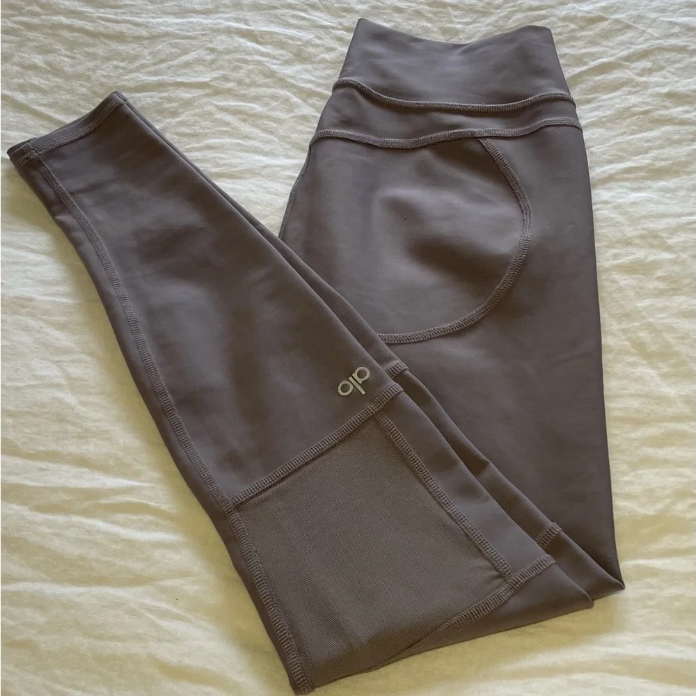 ALO Yoga, grayish purple color leggings. Size Small.